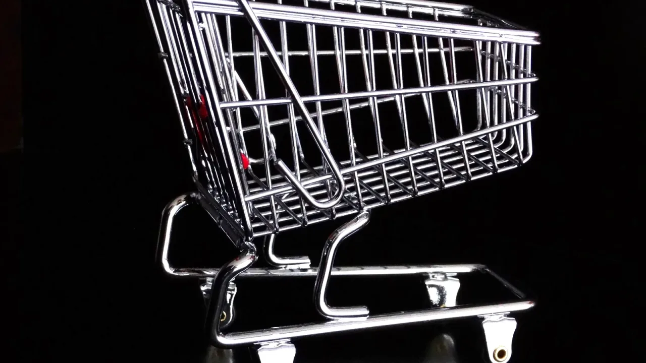 Market reyonunda elektronik aksesuarlar